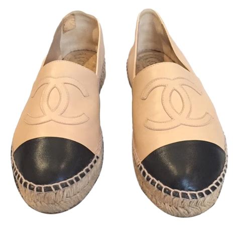 chanel espadrilles ivory and black|Chanel espadrilles beige and black.